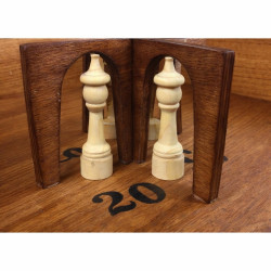 Location toupie à quilles et portes en bois 30€/jour pour animations ludiques et visuelles